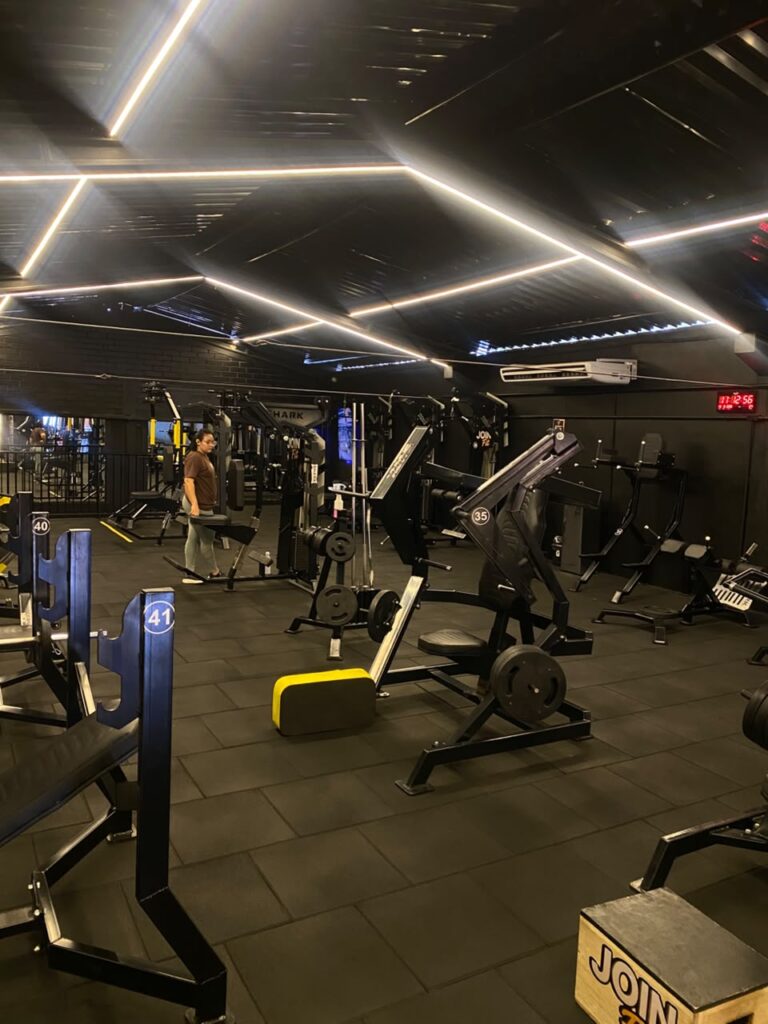 Segundo piso da academia Joinfit em Joinville